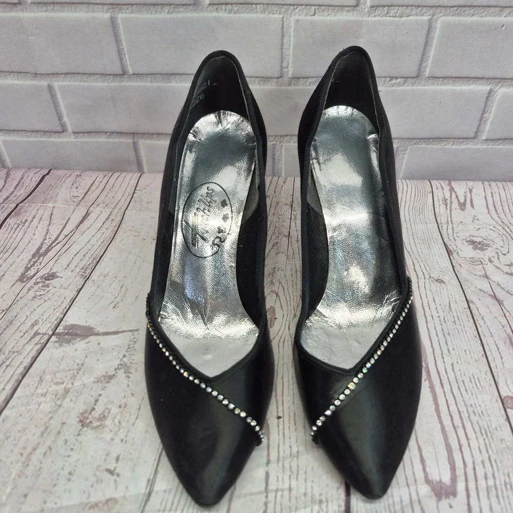 Touch Ups Womens Black Satin Rhinestone Pointed Toe Kitten Heel Pumps Size 7.5M